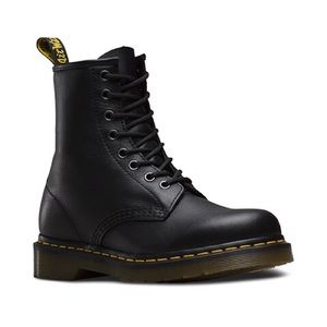 Dr. Martens Unisex 1460 Boot in BLACK NAPPA